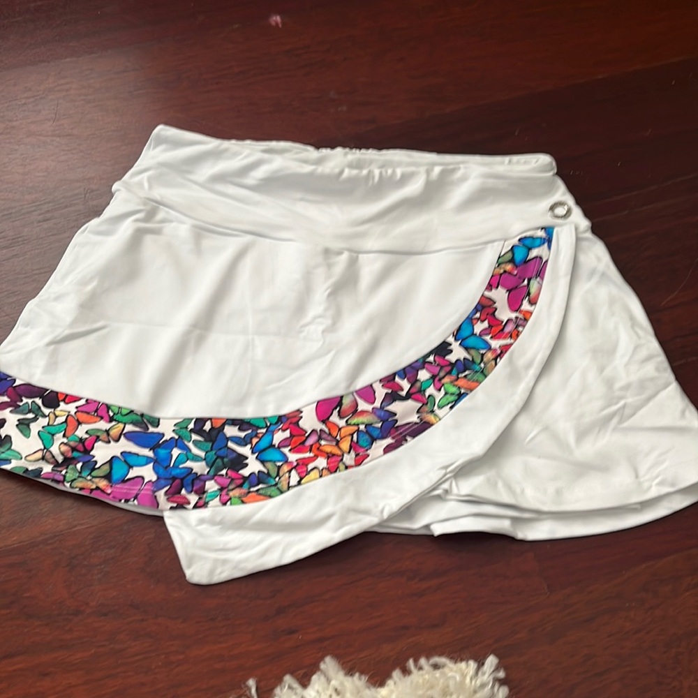 White Blue fish tennis skirt size Sm